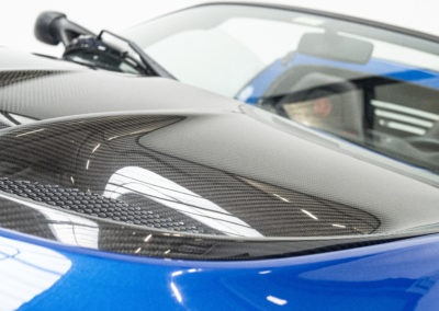 Lotus Exige Sport 350 blau Detail Windschutzscheibe