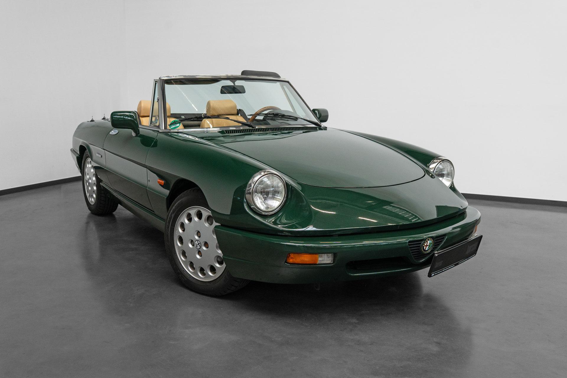 Alfa Romeo Spider 2.0