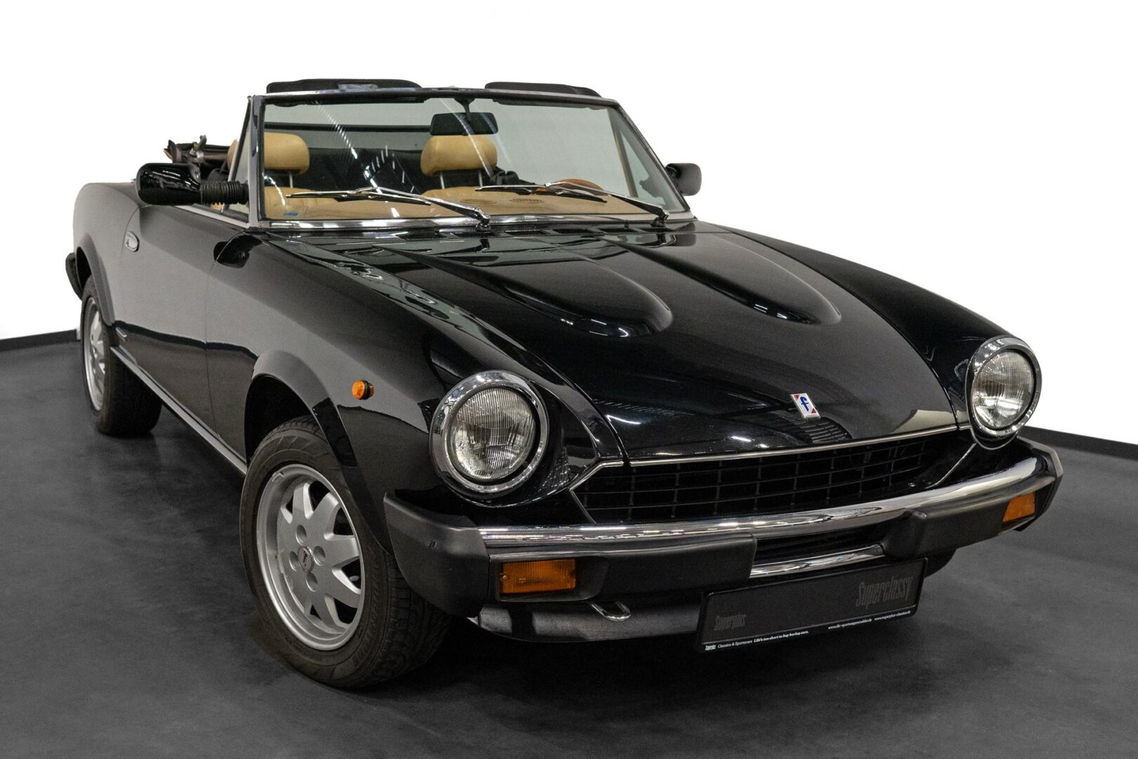 Fiat_124_Front