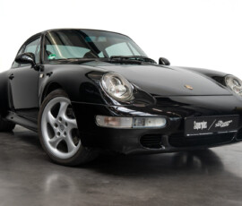 Porsche 993 Carrera S Front-Dreiviertelansicht von links
