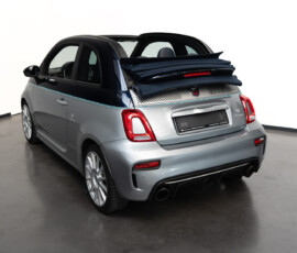 Abarth 695 c Ricale Cabrio Heckansicht mit offenem Dach